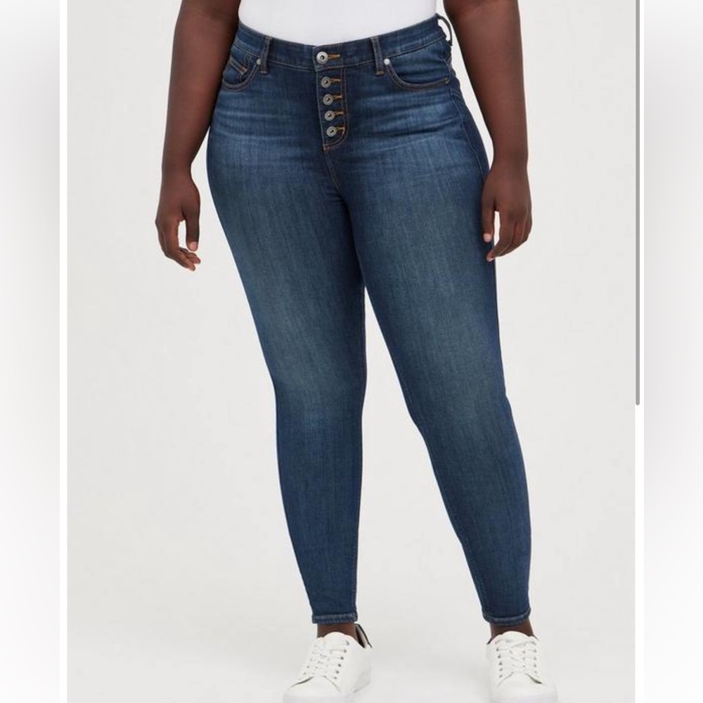 Torrid bombshell skinny jeans